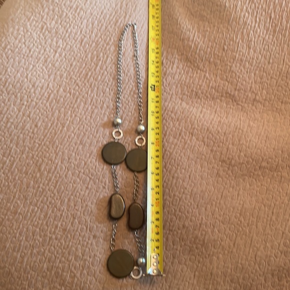 Wood necklace - Picture 2 of 2